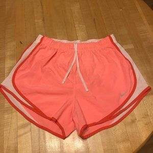 Nike Tempo Shorts Size Large